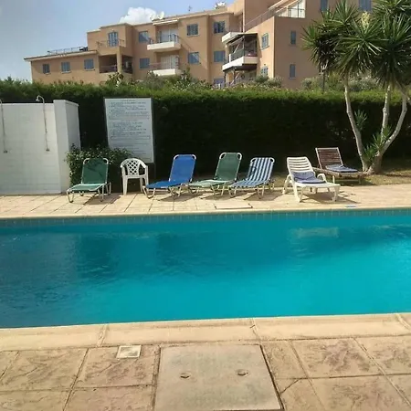Diamond Apartment *